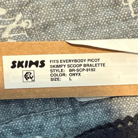 SKIMS fits everybody picot skimpy scoop Bralette NWT L - Picture 2 of 3